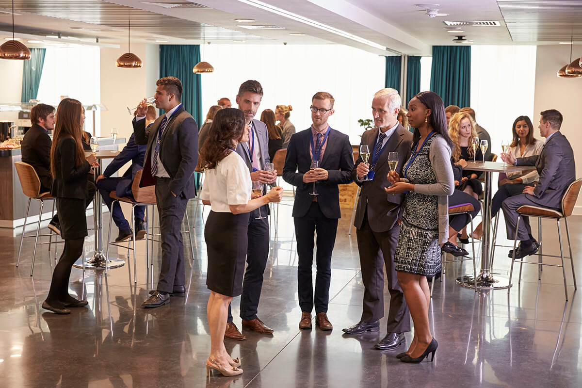 Como fazer networking em eventos 